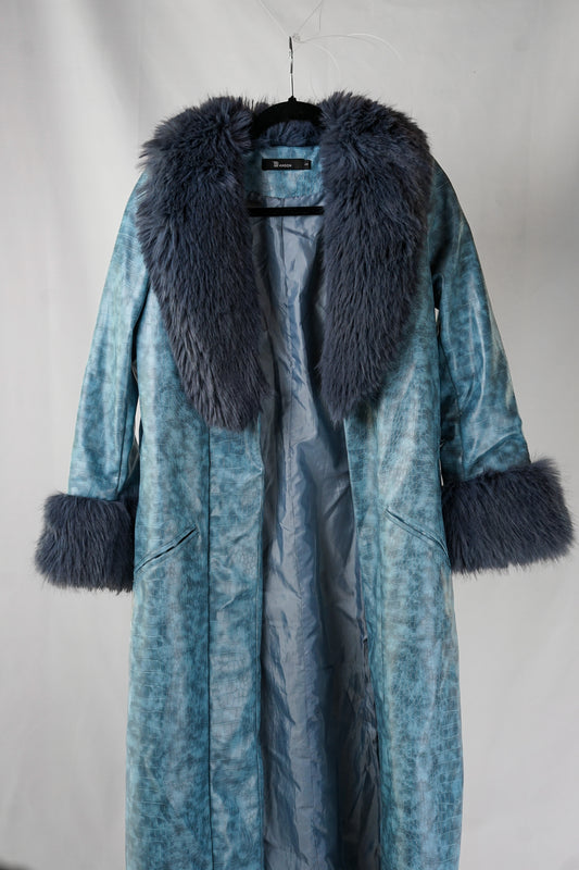 Bangon | Blue Snake Skin Leather Coat with Blue Fur Trim